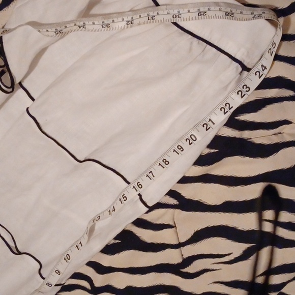 🌹linen pants with interesting design and cutouts - Picture 14 of 16